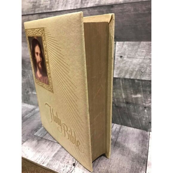 Holy Bible Vintage Fireside Family Large NAB Catholic Edition 1971-1972 Edition - Picture 4 of 6